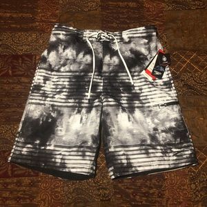 Men’s swim shorts